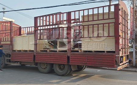 江西宋先生訂購(gòu)的真空上料機(jī)木箱打包完畢，準(zhǔn)備發(fā)貨